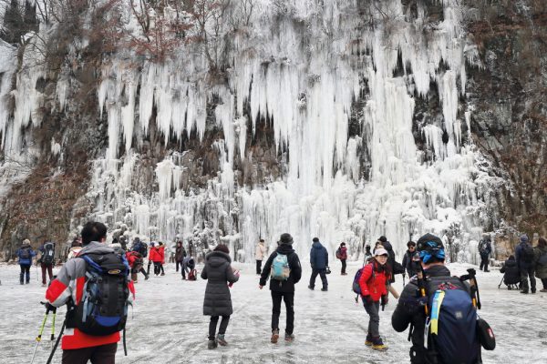 [크기변환]35-한탄강 얼음트래킹 축제